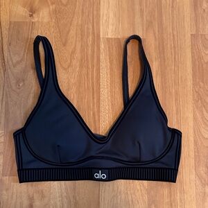 ALO Yoga Black Sports Bra